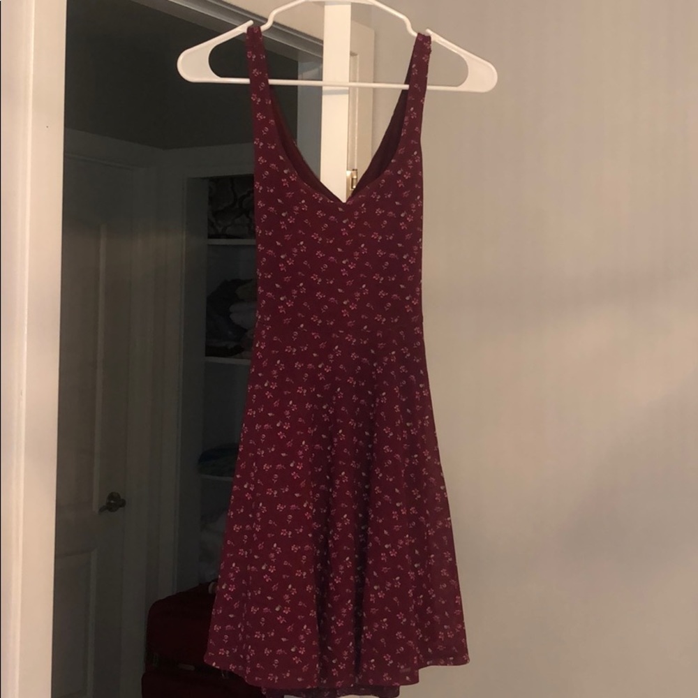 Abercrombie & Fitch maroon dress